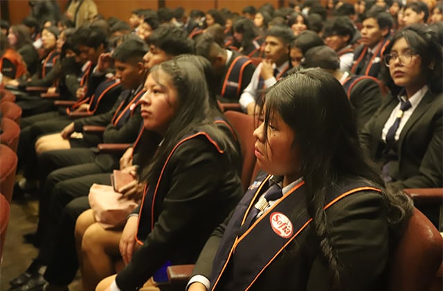 graduados de youth ready